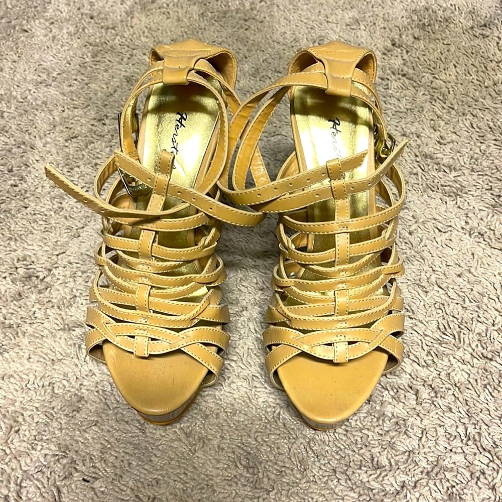 Size 8 Herstyle Heels